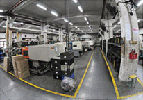 Injection Dept 成型部